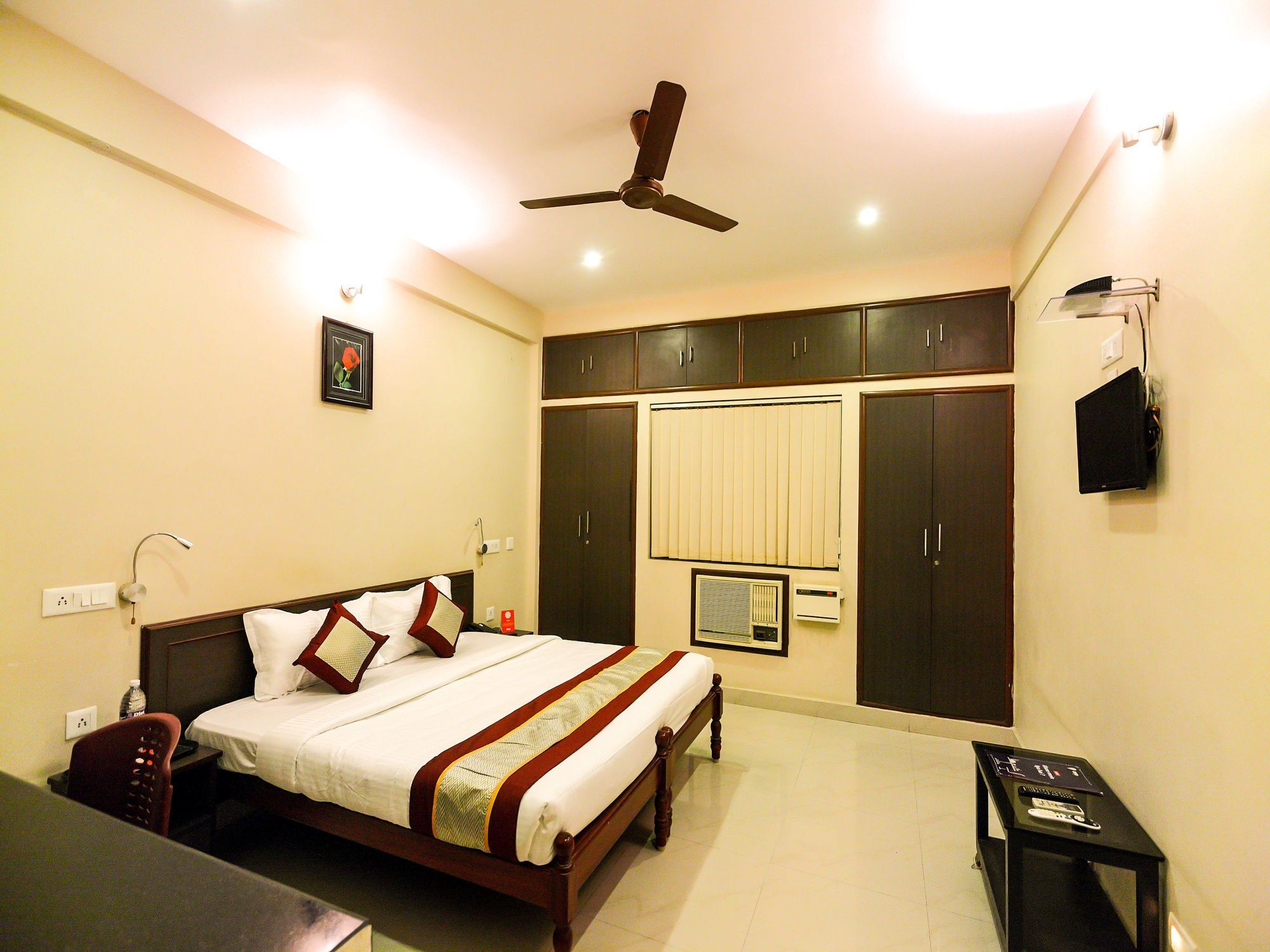 Oyo Flagship 12665 Chrompet Hotell Chennai Eksteriør bilde