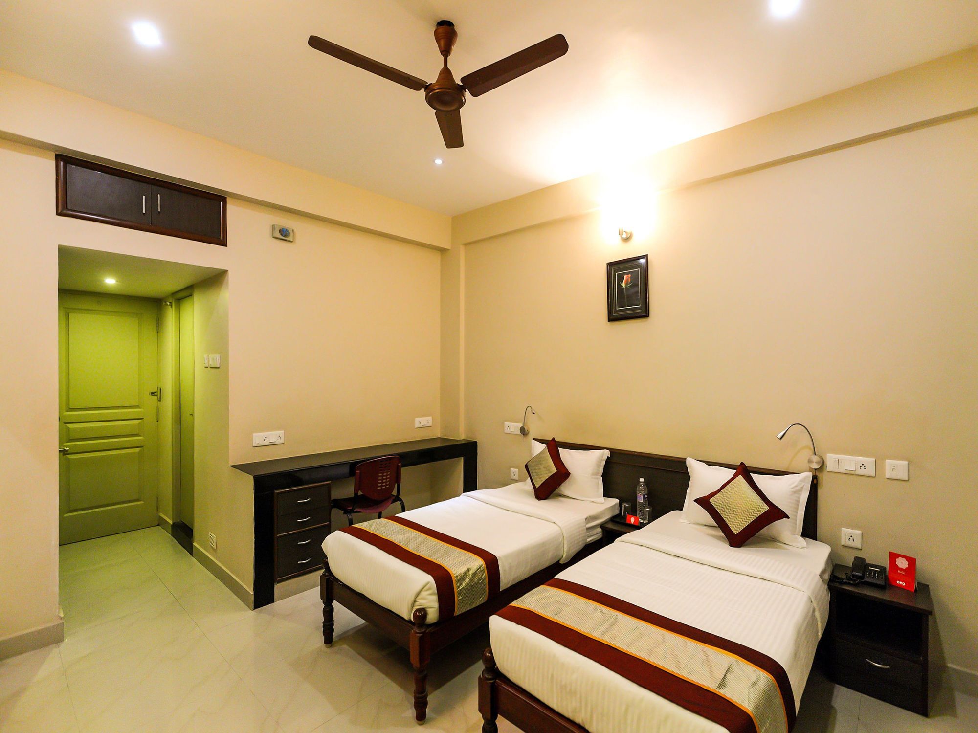 Oyo Flagship 12665 Chrompet Hotell Chennai Eksteriør bilde